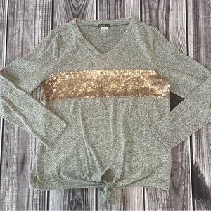 NWOT Women’s Venus sweater, size S